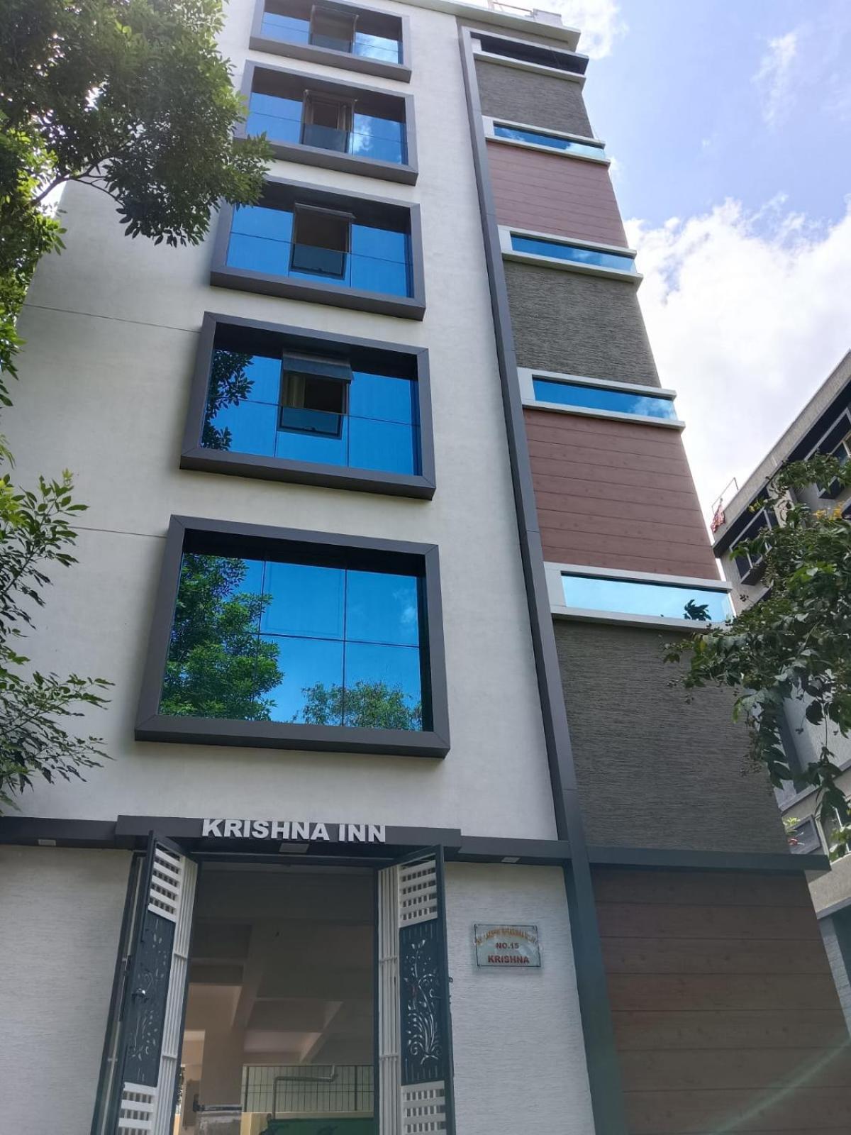 Krishna Inn Bangalore Bagian luar foto